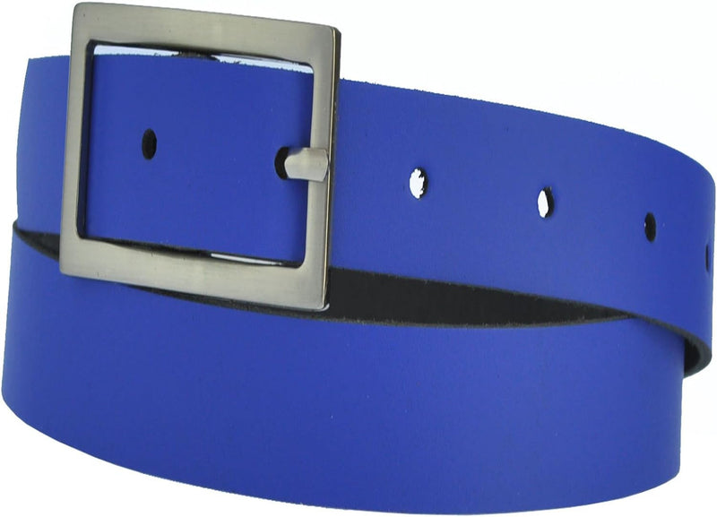 3.5 cm wide genuine leather belt with square buckle.