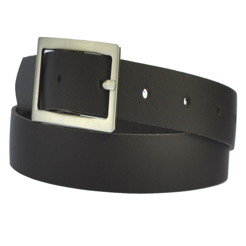 3.5 cm wide genuine leather belt with square buckle.