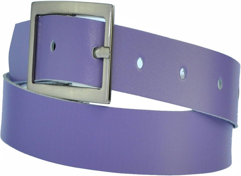 3.5 cm wide genuine leather belt with square buckle.