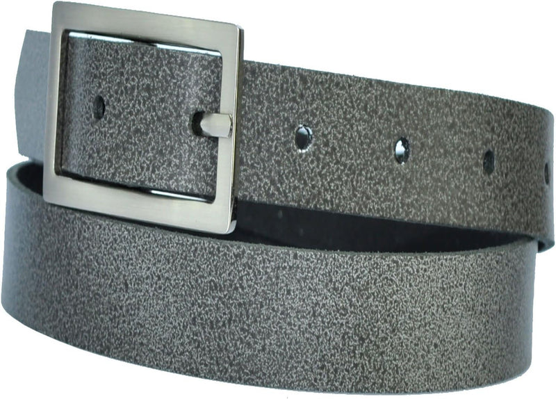 3.5 cm wide genuine leather belt with square buckle.